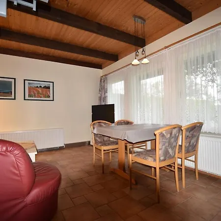 Nahe Ostsee Und Wald *